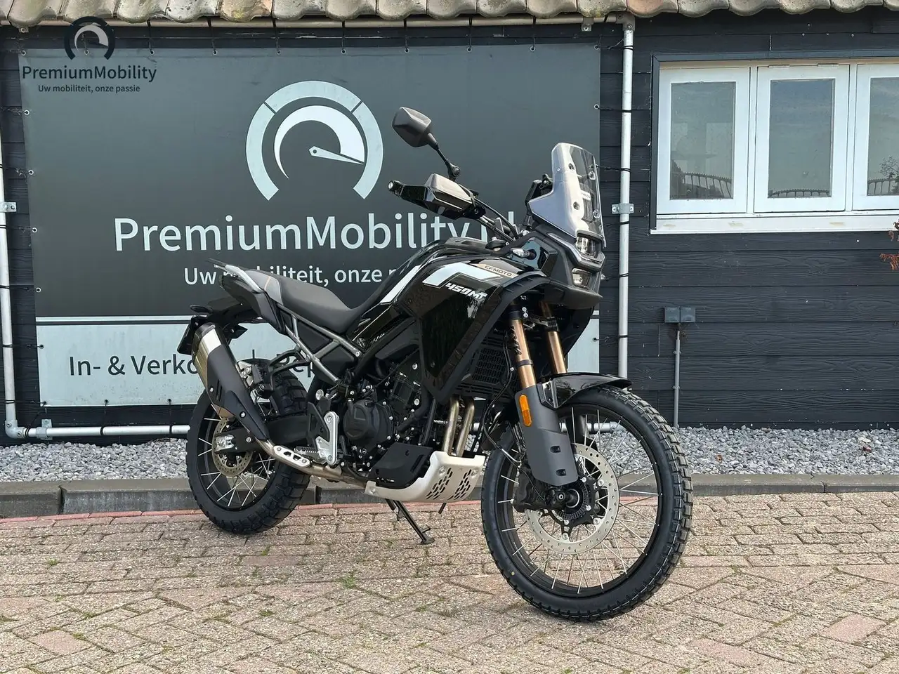 Cfmoto 450 MT