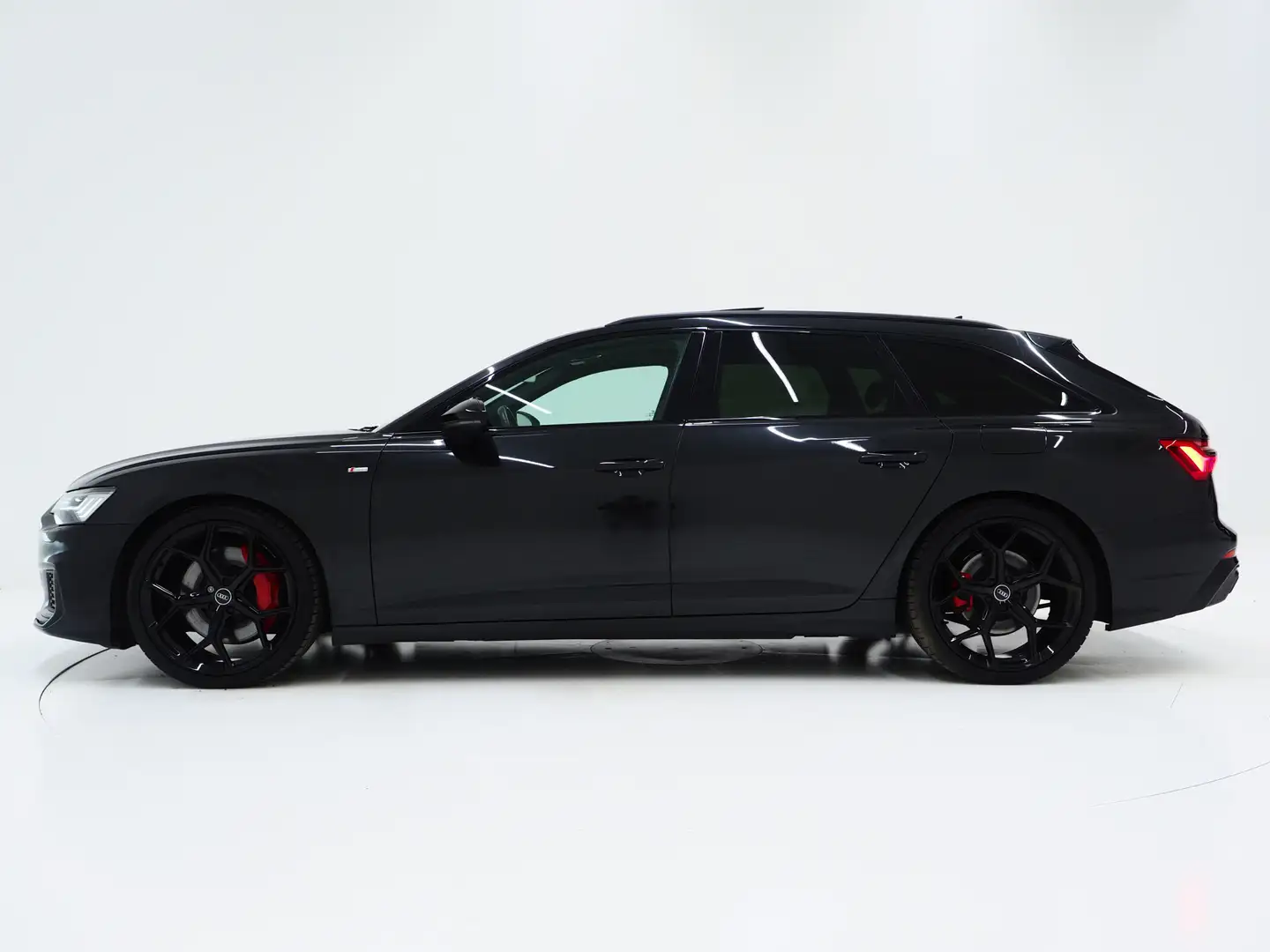 Audi A6 Avant 55 TFSI e quattro Competition Black | RS Sto Zwart - 2