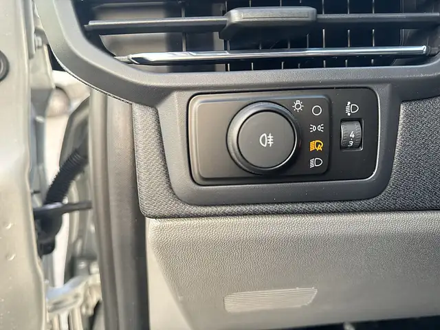 Ford Tourneo Custom Bus 2,0 EcoBlue 320 L1H1 AWD Active Aut. Ansicht 18