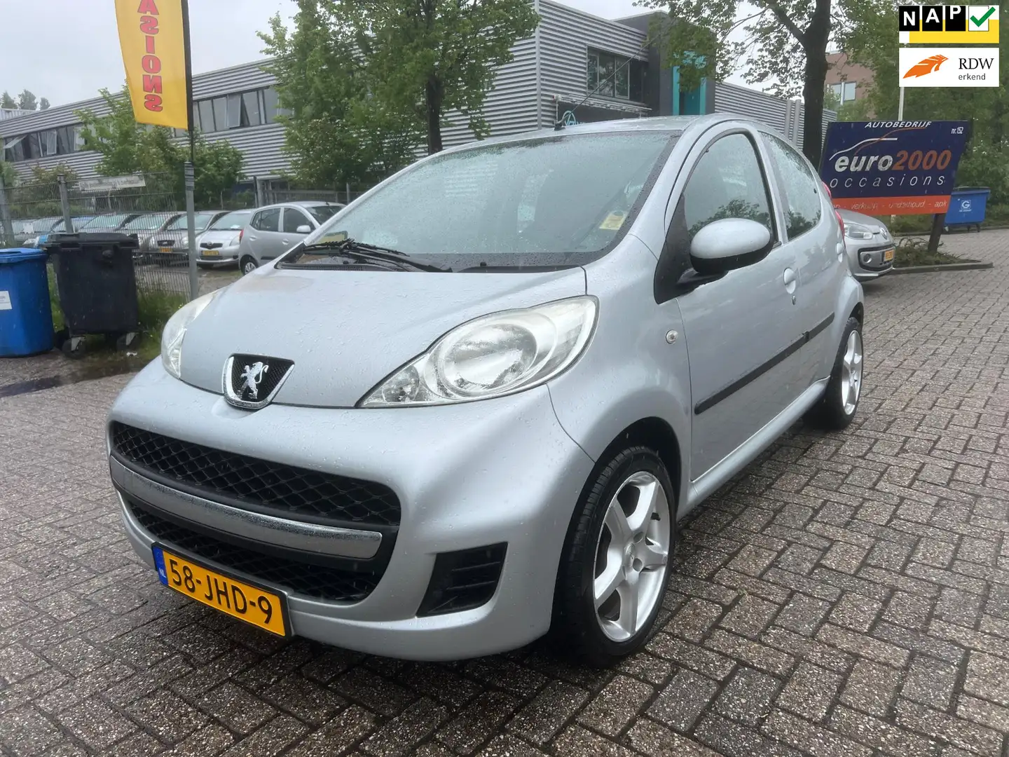 Peugeot 107 1.0-12V XS - Automaat - 1E Eigenaar - netjes ! Серый - 1