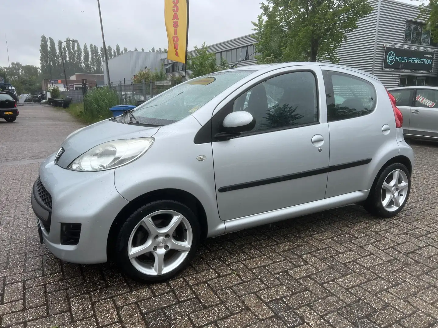 Peugeot 107 1.0-12V XS - Automaat - 1E Eigenaar - netjes ! Серый - 2