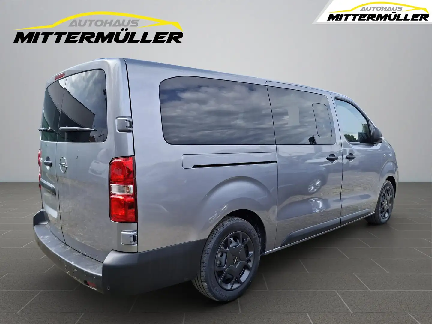 Opel Vivaro Kombi Automatik L3 Edition 2 Schiebetüren AHK Grigio - 2