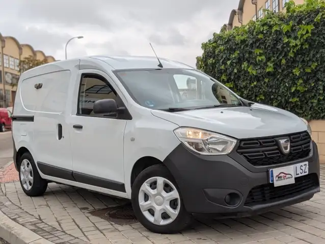 Dacia Dokker Comercial Van 1.6 GLP Essential 80kW