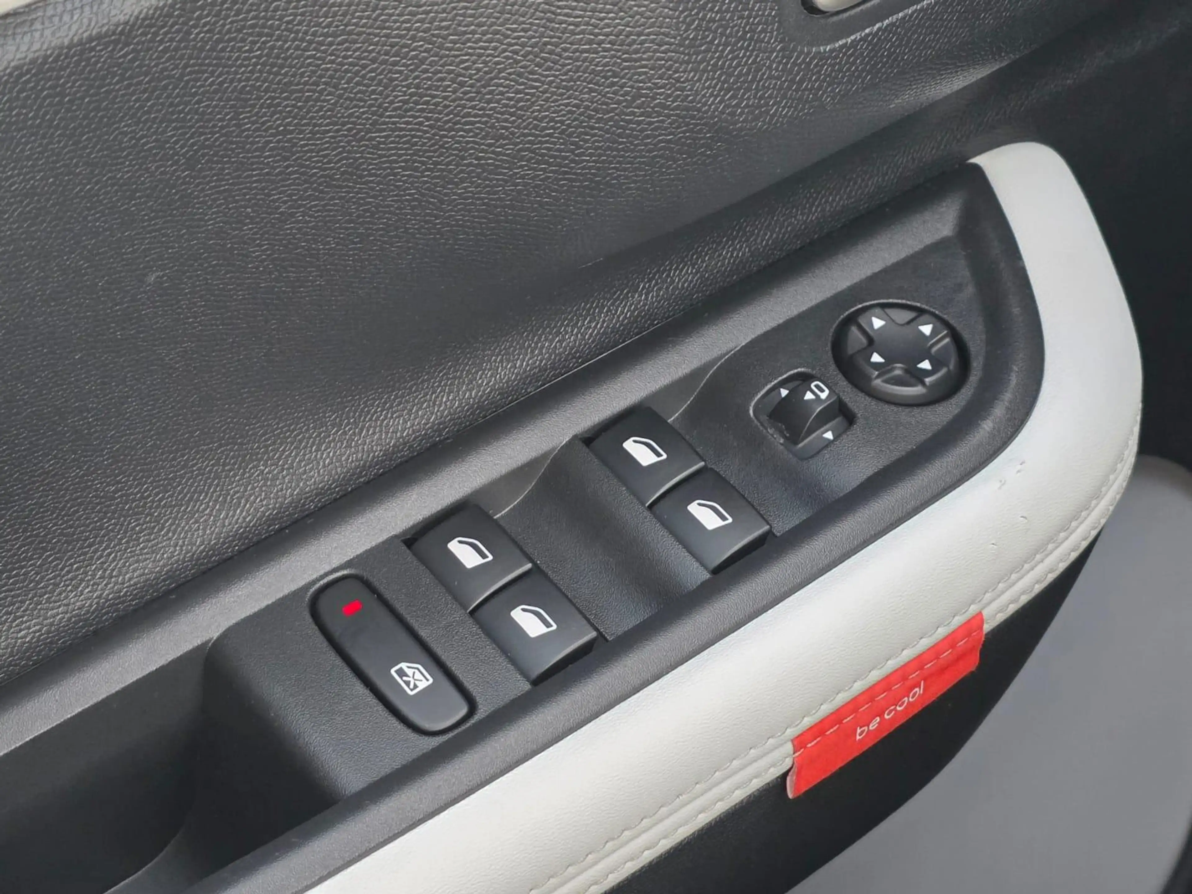 Citroen C3 Aircross 1.2 Hybrid 145pk Max Automaat | Stoel en stuurverw — photo 11