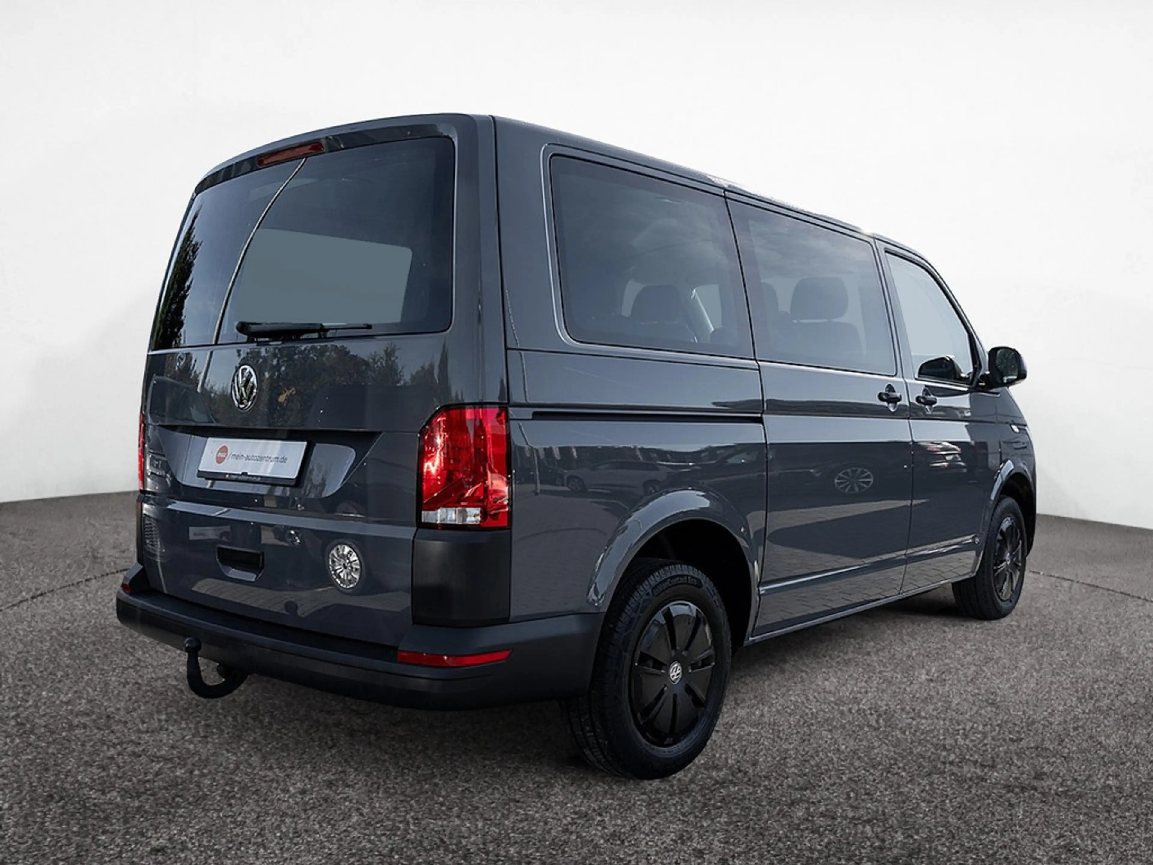 Volkswagen T6.1 Transporter Kombi 2.0 TDI FWD AHK KLIMA — photo 3