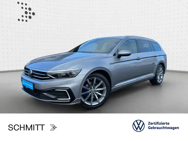Volkswagen Passat Variant GTE Pano+HUD+Leder+Navi+AHK+ACC