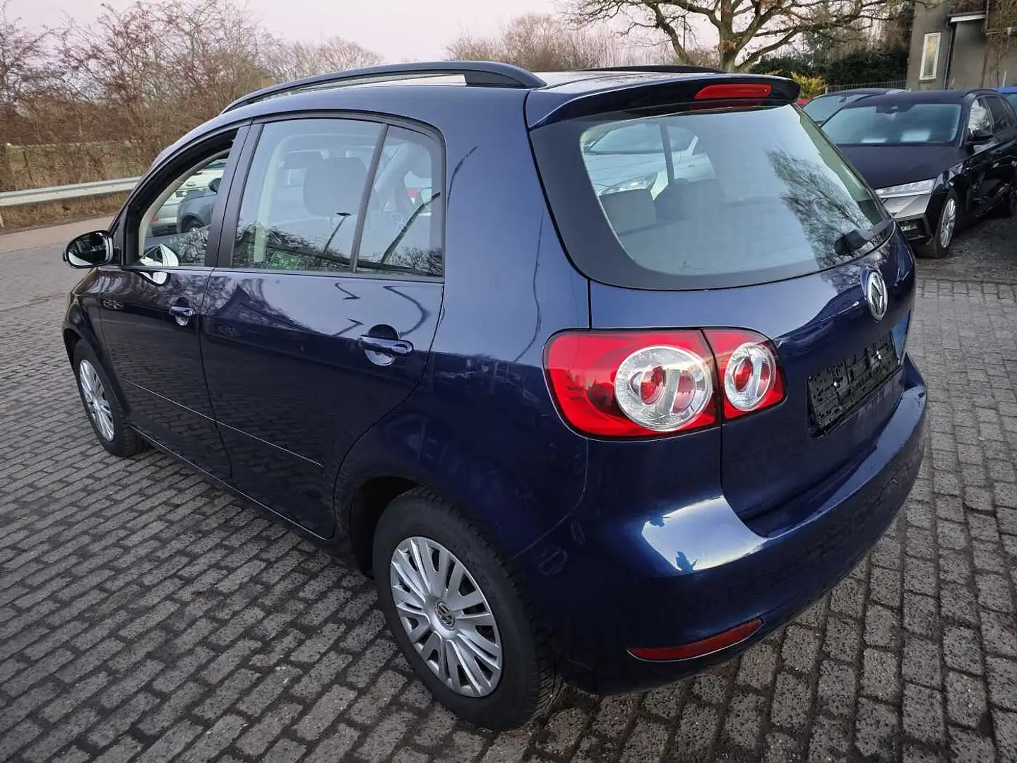 Volkswagen Golf Plus Plus Diesel 1.6 TDI DPF Comfortline Blau - 2