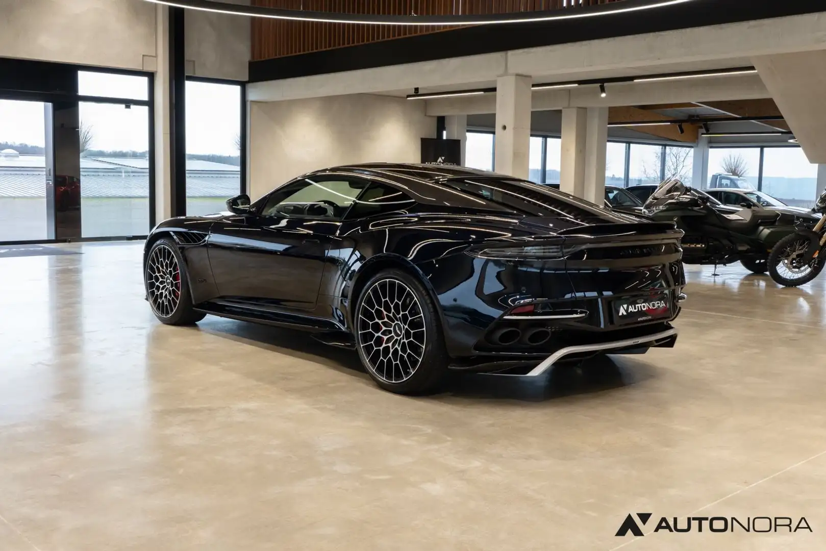 Aston Martin DBS 770 Ultimate Titan Abgas Performance Sitze Azul - 2