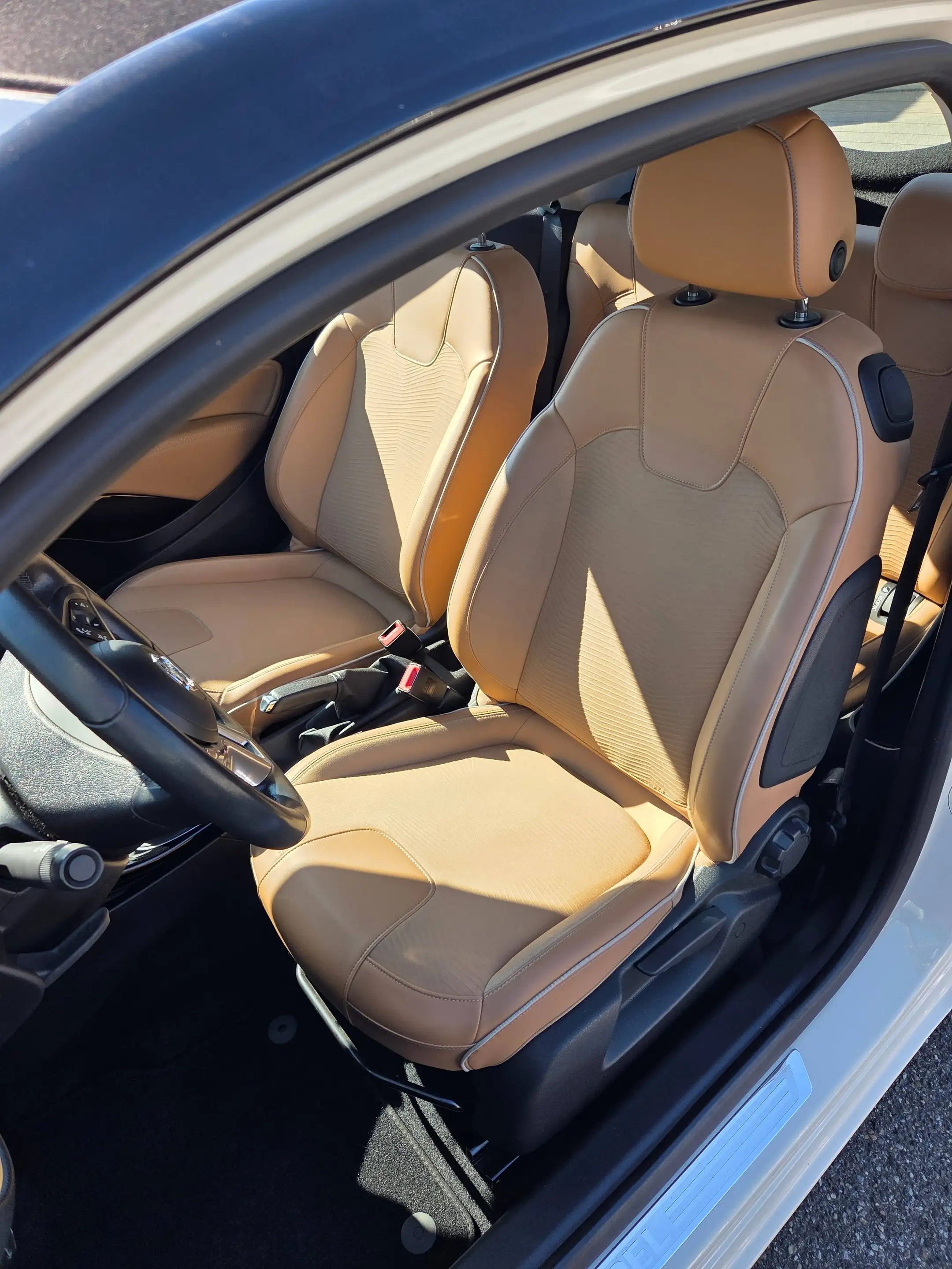 Opel Adam 1.0 Turbo Open Air — photo 9