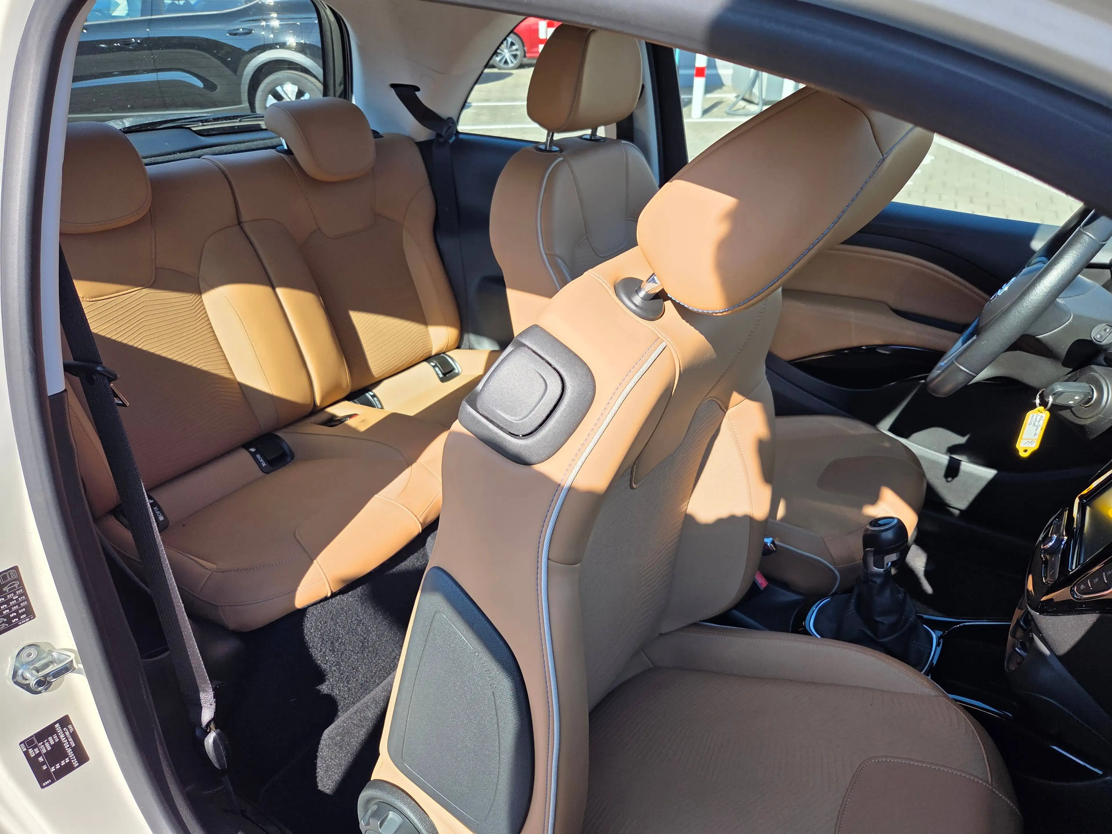 Opel Adam 1.0 Turbo Open Air — photo 11