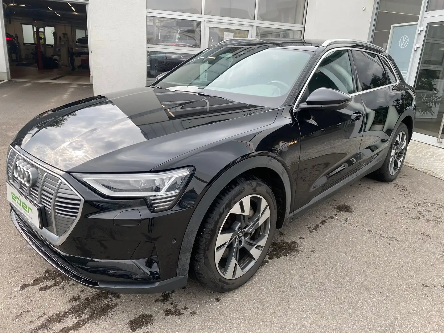 Audi e-tron 50 quattro 230 kW Business Noir - 1