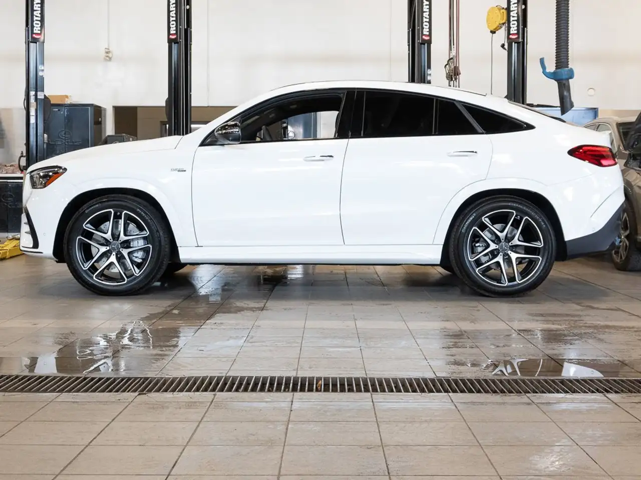 Mercedes-Benz GLE снимка Mercedes-Benz GLE