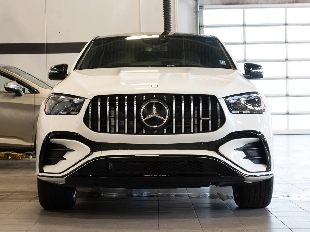 Mercedes-Benz GLE снимка Mercedes-Benz GLE