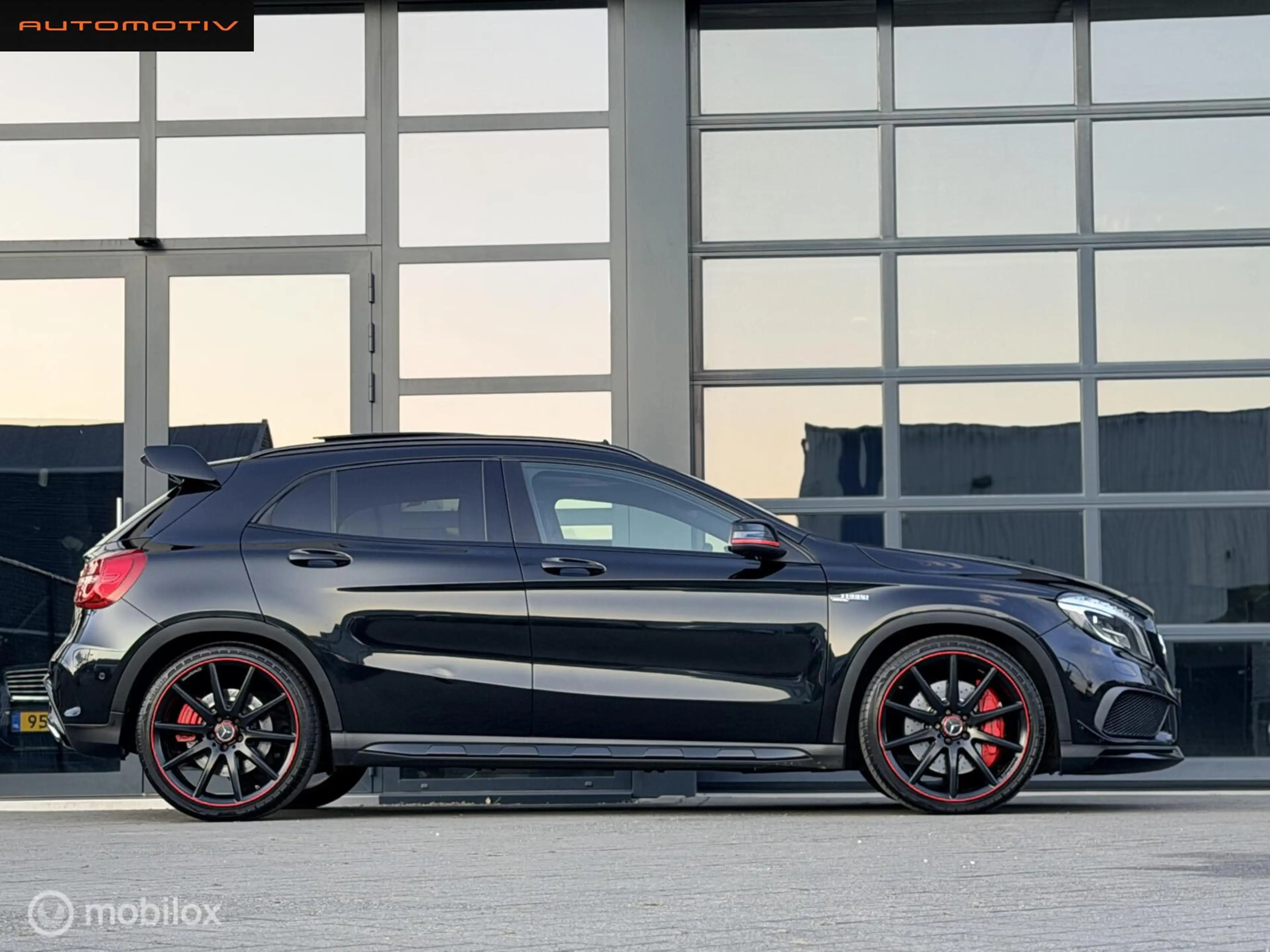 Mercedes-Benz GLA 45 AMG 4Matic Edition 1 PANO / AMG SEATS — photo 14
