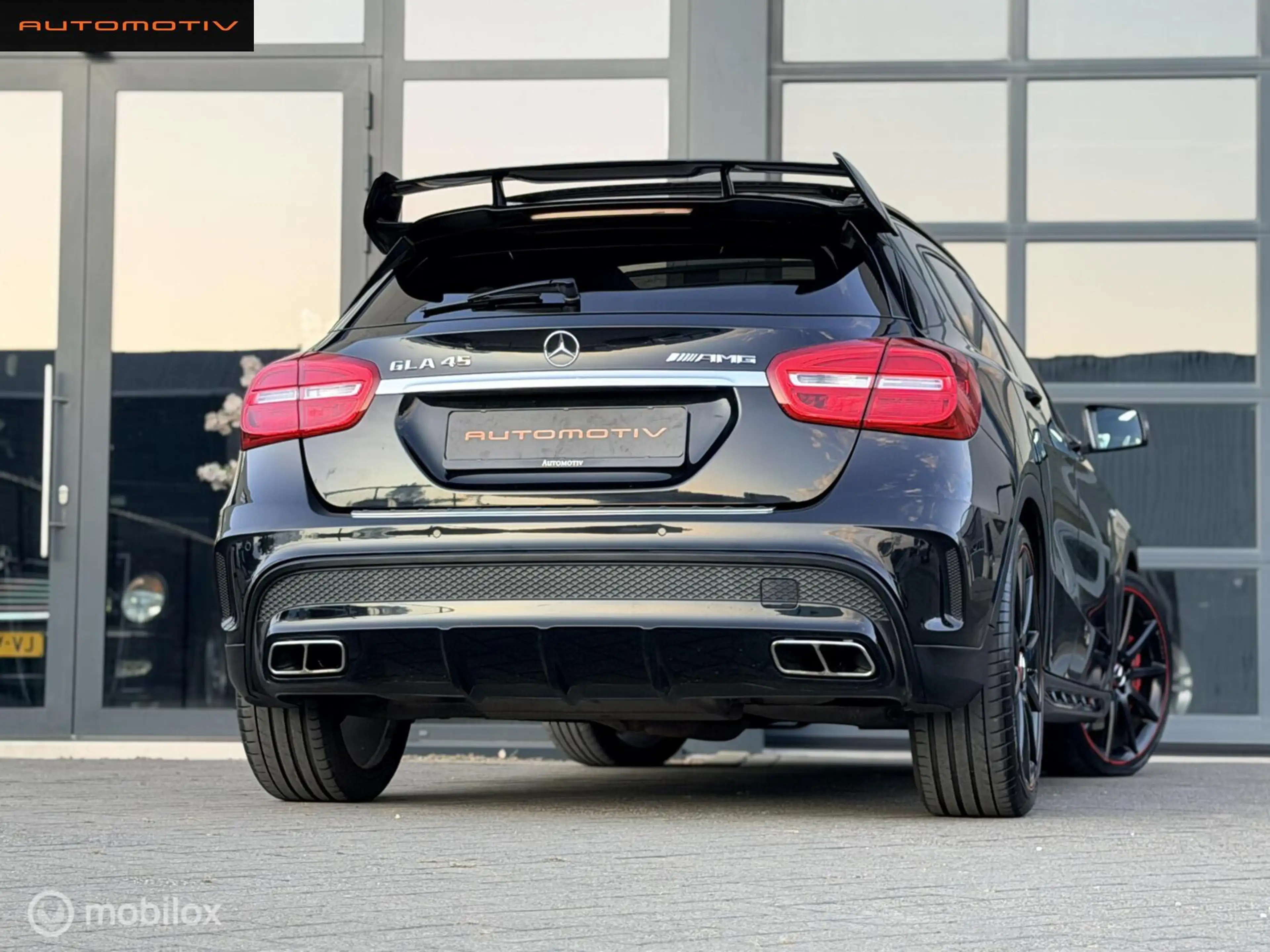 Mercedes-Benz GLA 45 AMG 4Matic Edition 1 PANO / AMG SEATS — photo 2