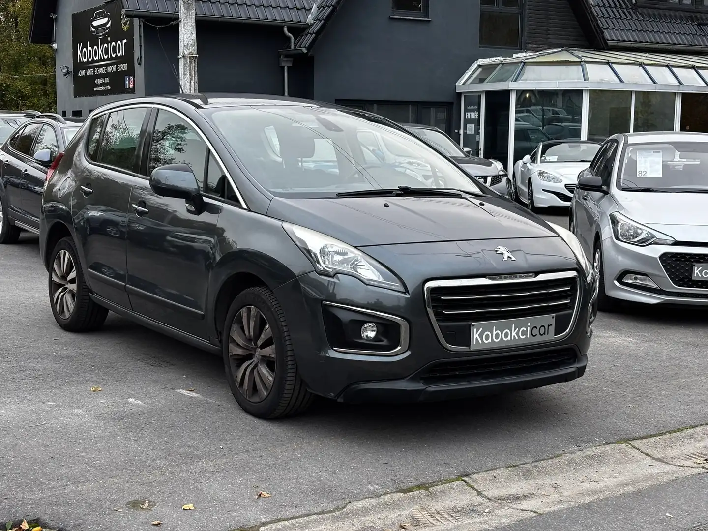 Peugeot 3008 1.6 HDi 114cv/AC/RADIO/CAPT ARR/GARANTIE 12 MOIS Gris - 1