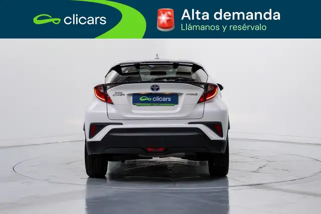 Toyota C-HR view 4