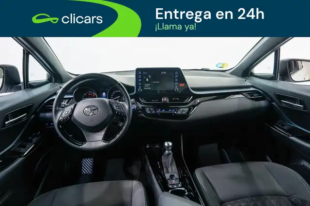 Toyota C-HR view 13