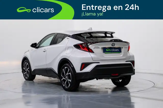 Toyota C-HR view 9