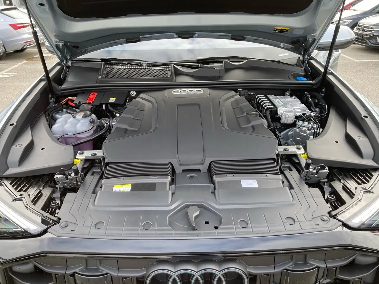 Audi Q8 S-LINE QUATTRO TDI 286PS.MATRIX.PANO.AHK.LUFT.LEDE 15
