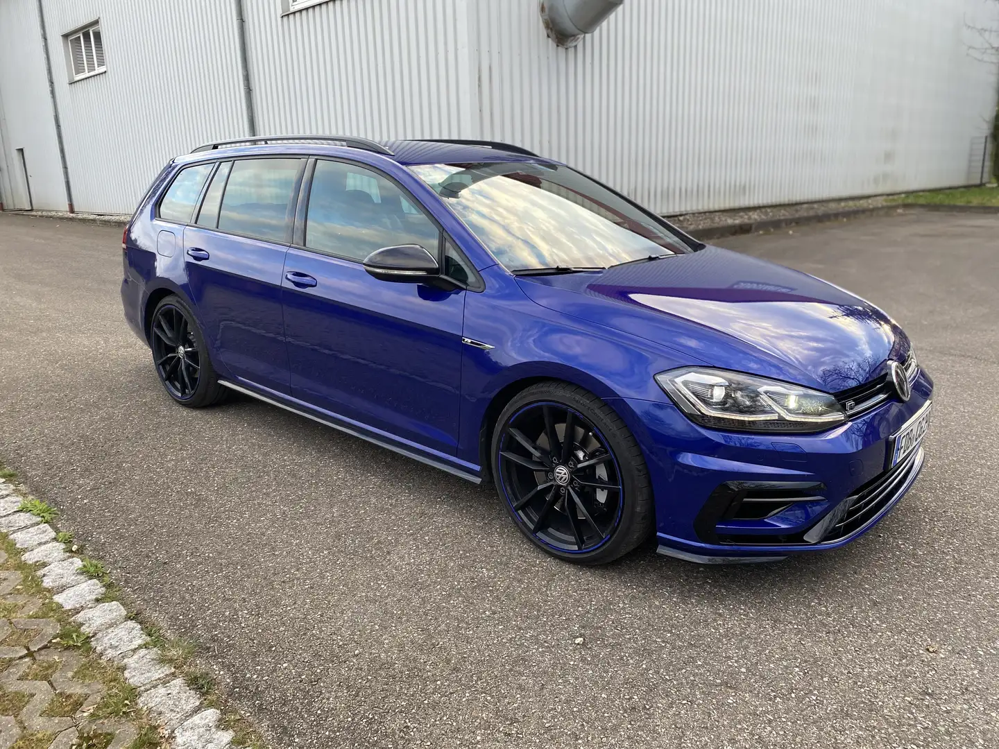 Volkswagen Golf R Performance Paket - 1