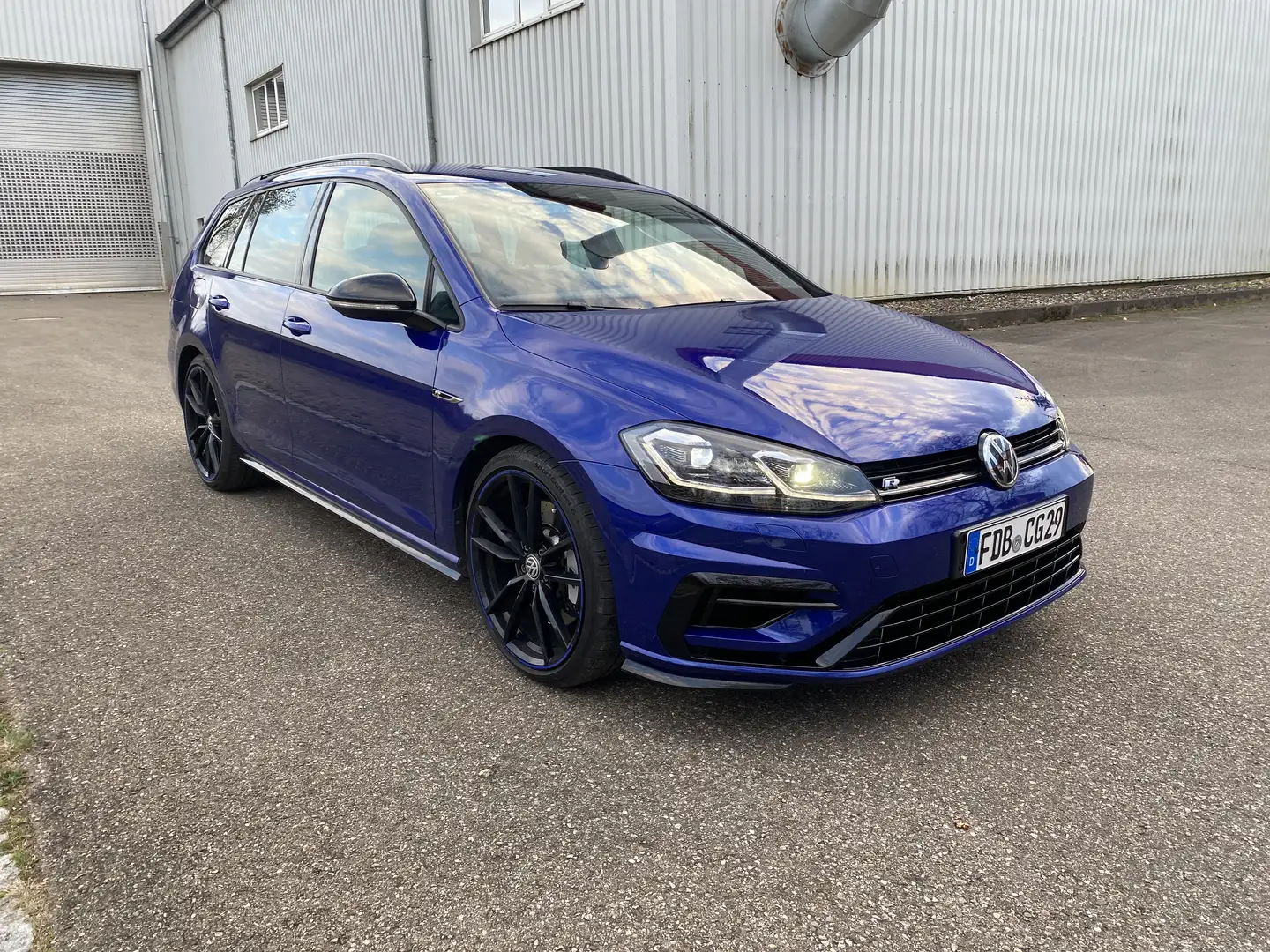 Volkswagen Golf R Performance Paket - 2