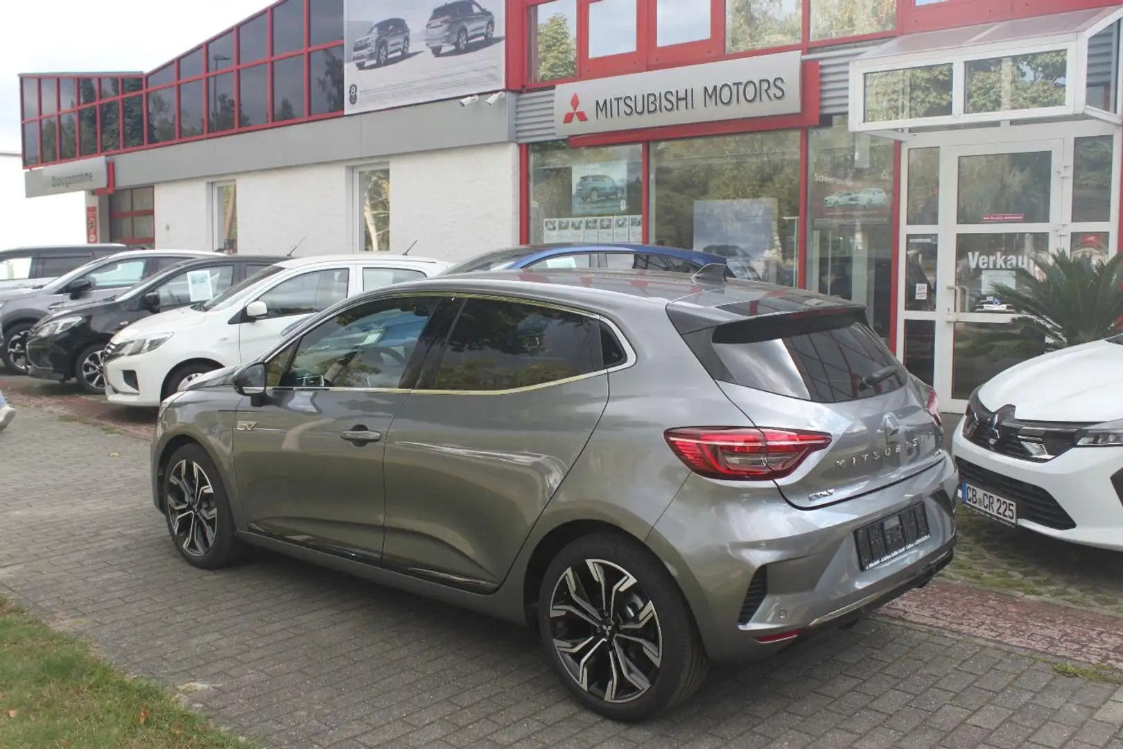 Mitsubishi Colt EDITION 1.6 Hybrid Grau - 2