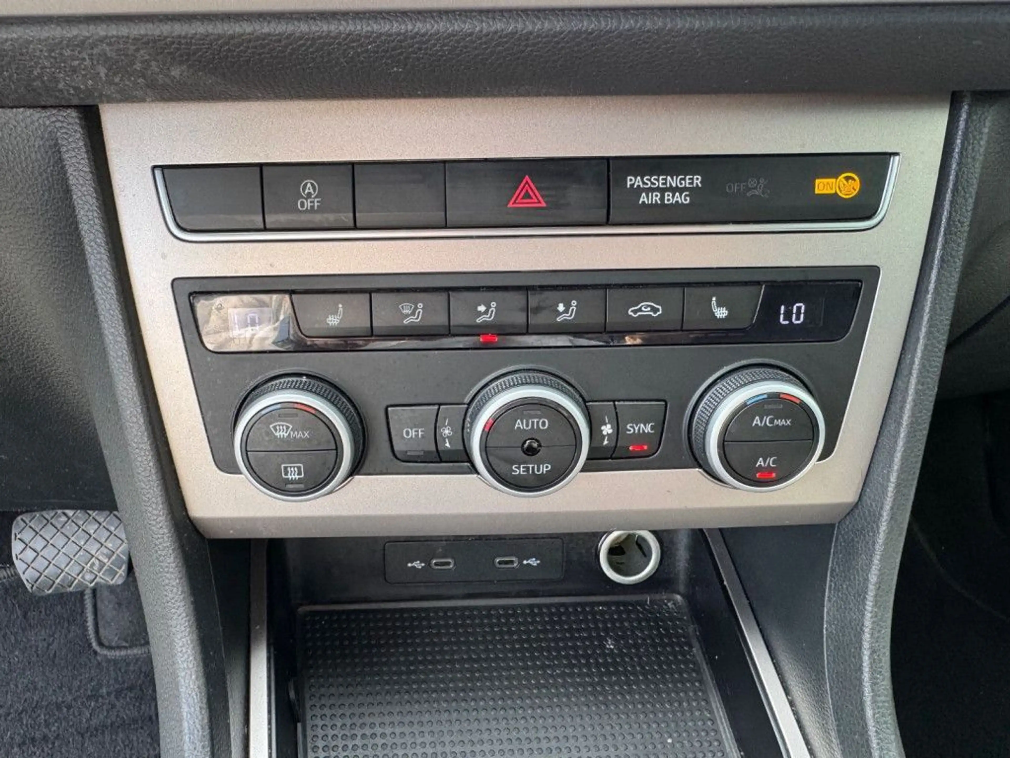 SEAT Ateca 1.5 TSI ACT DSG OPF Xperience — photo 11