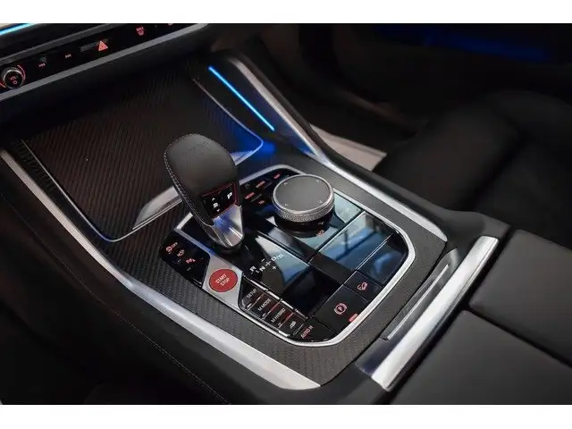 BMW XM view 14