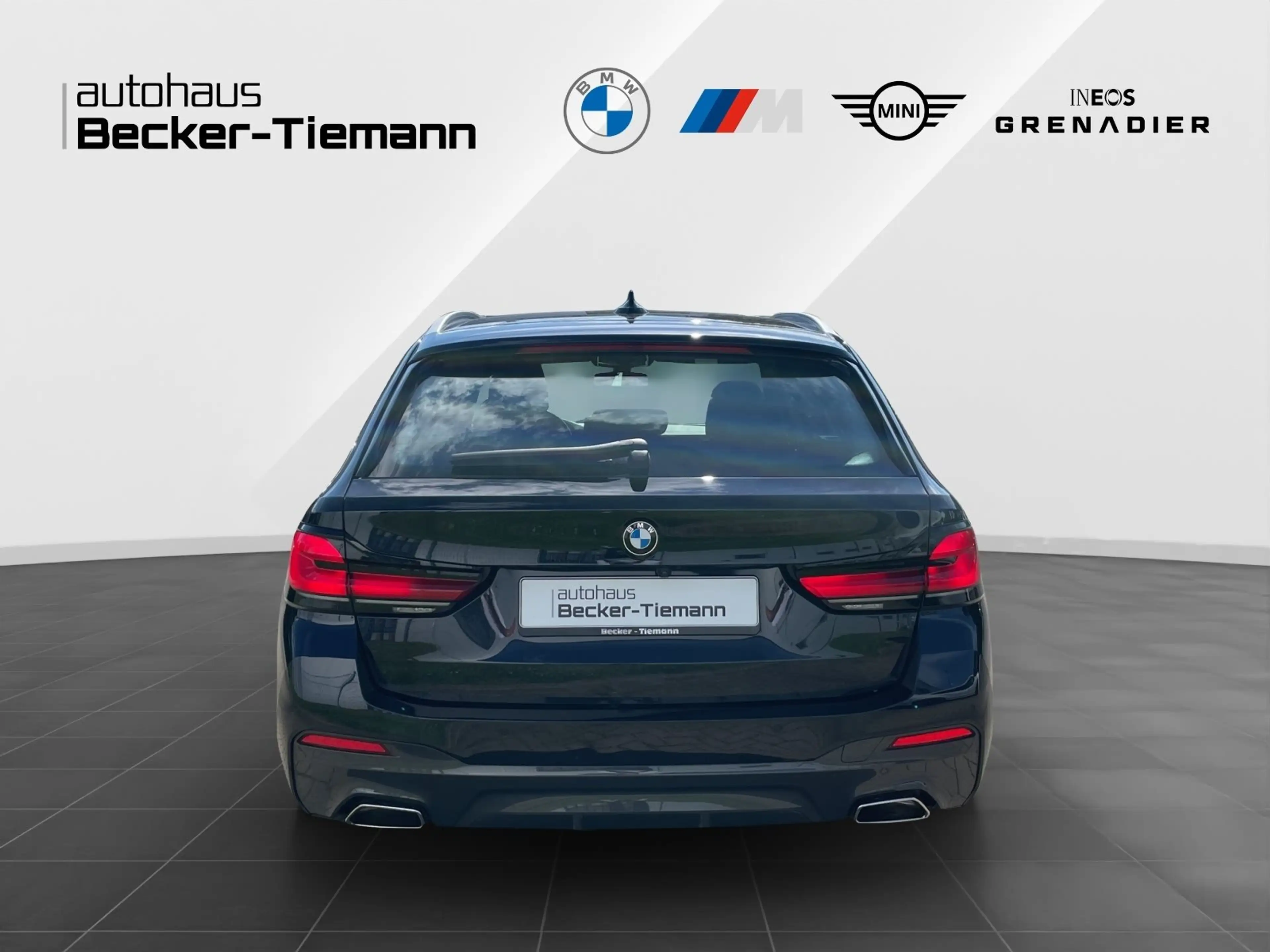 BMW 530 d xDrive Touring M Sport | AHK | Driv.Assist. | Pa — photo 5