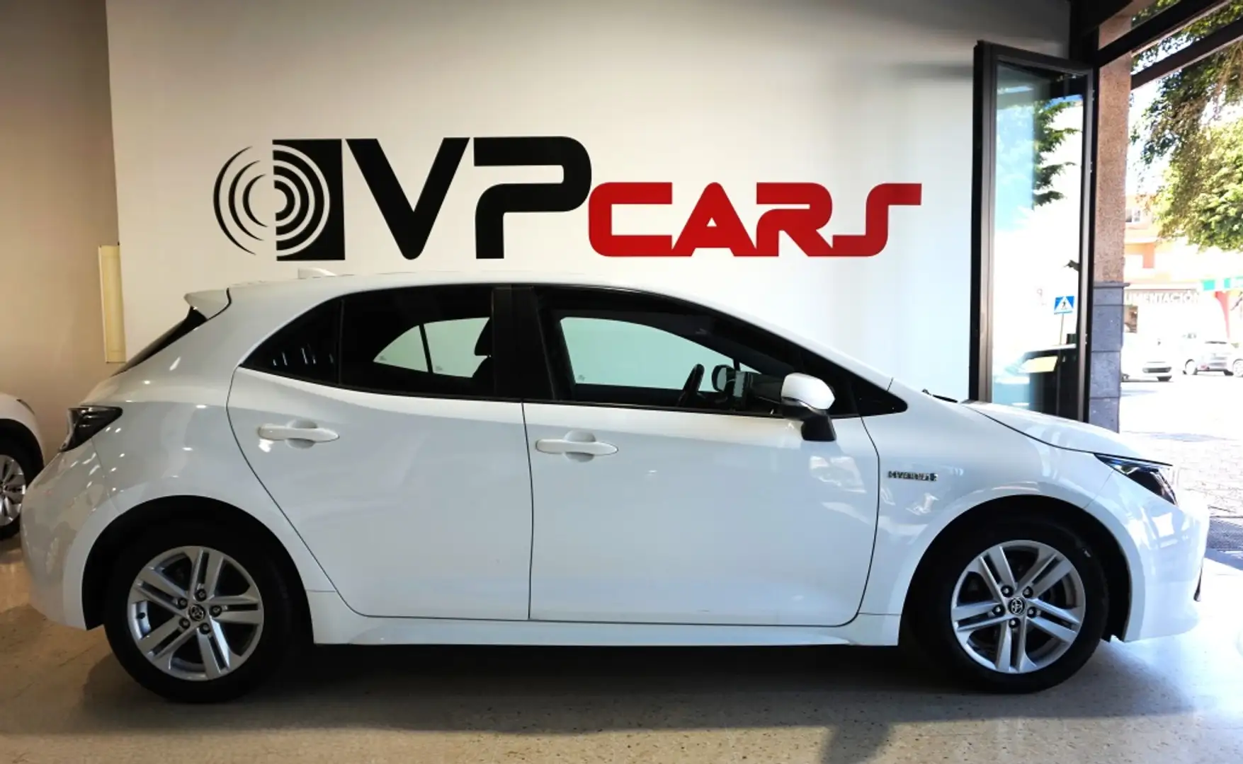 Toyota Corolla 125H Style Blanco - 1