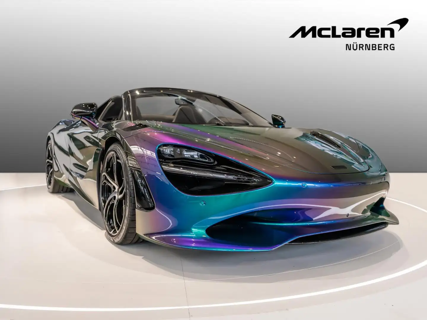 McLaren 750S Performance/B&W/CF Fenders/MSO Paint Verde - 1