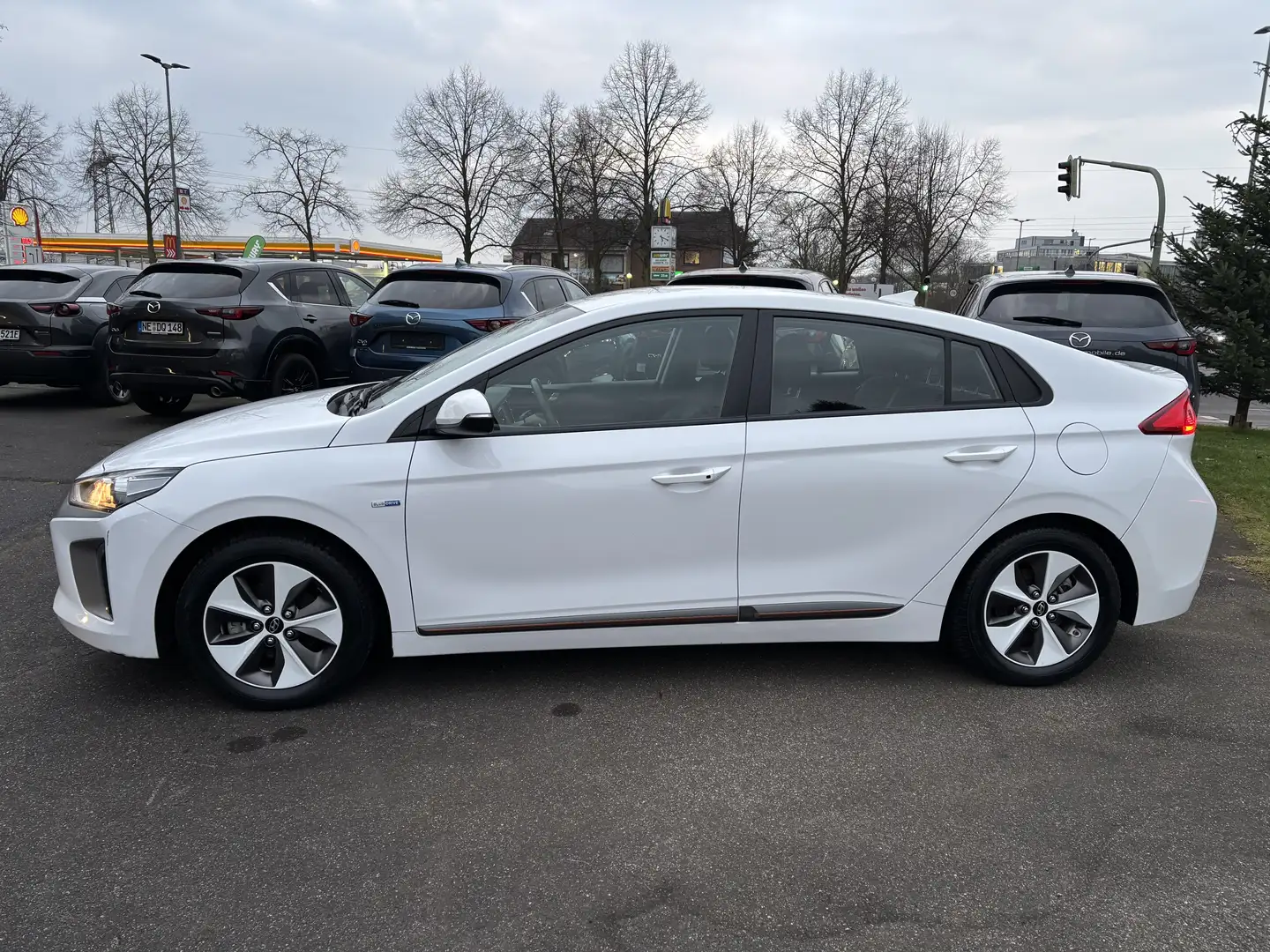 Hyundai IONIQ Trend Elektro Weiß - 2