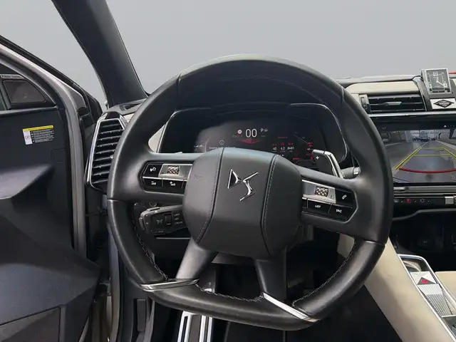 DS Automobiles DS 7 view 13