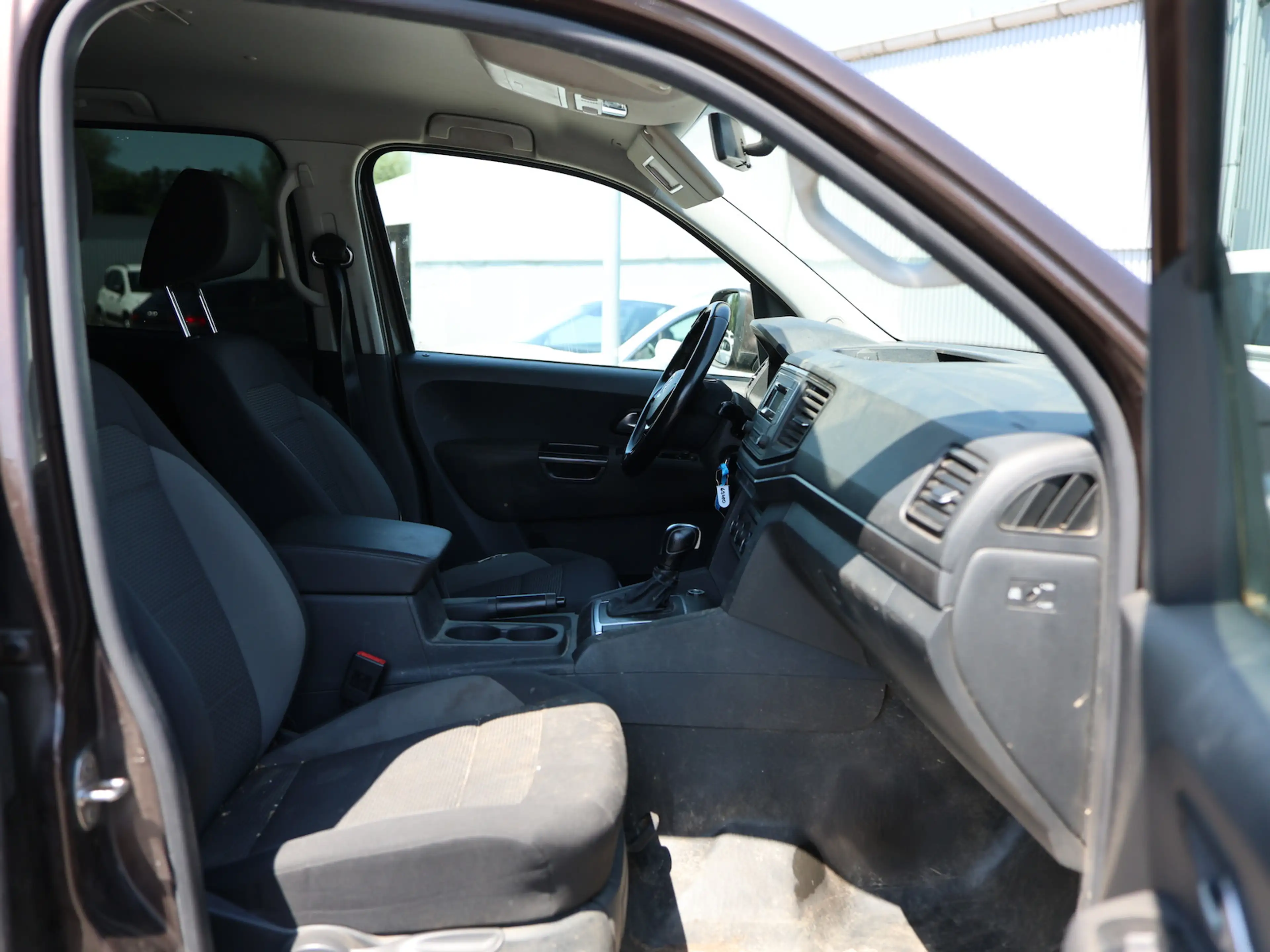 Volkswagen Amarok 3.0 TDI DSG 4M DC Comfortline / HARDTOP — photo 13