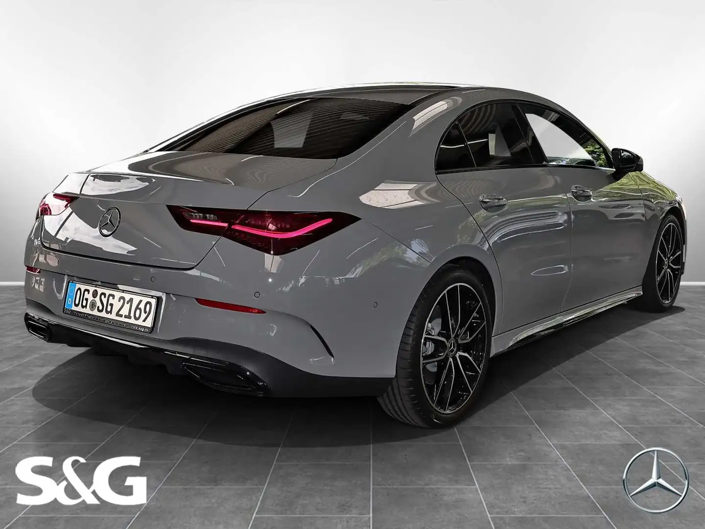 Mercedes-Benz CLA 250 4M Coupé AMG MBUX+360°+M-LED+Pano+Fahras Gris - 2
