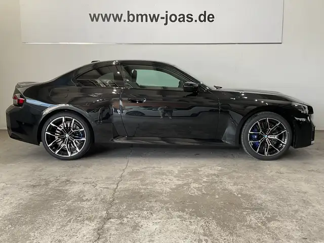 BMW M2 view 10