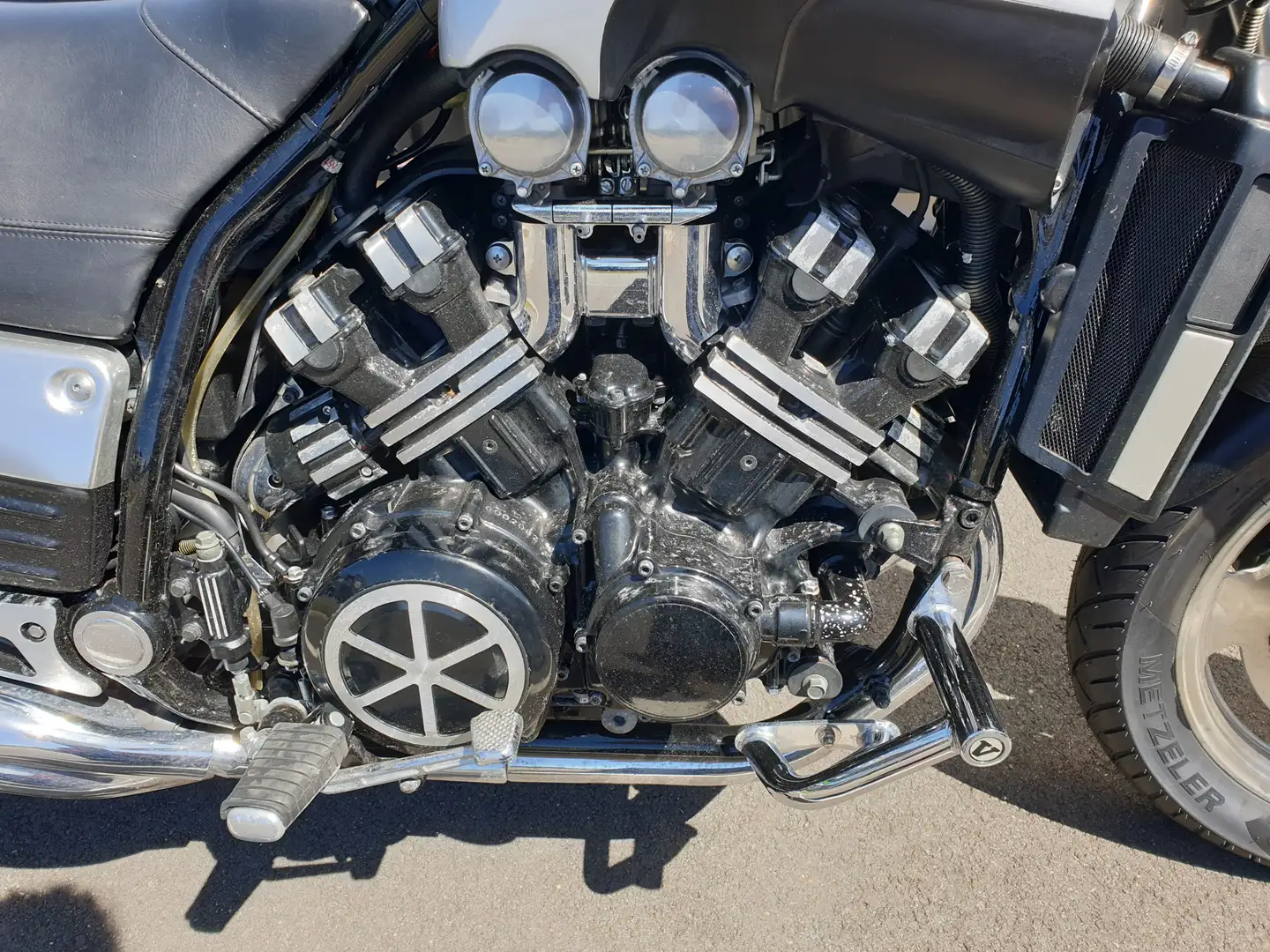 Yamaha Vmax Negru - 2
