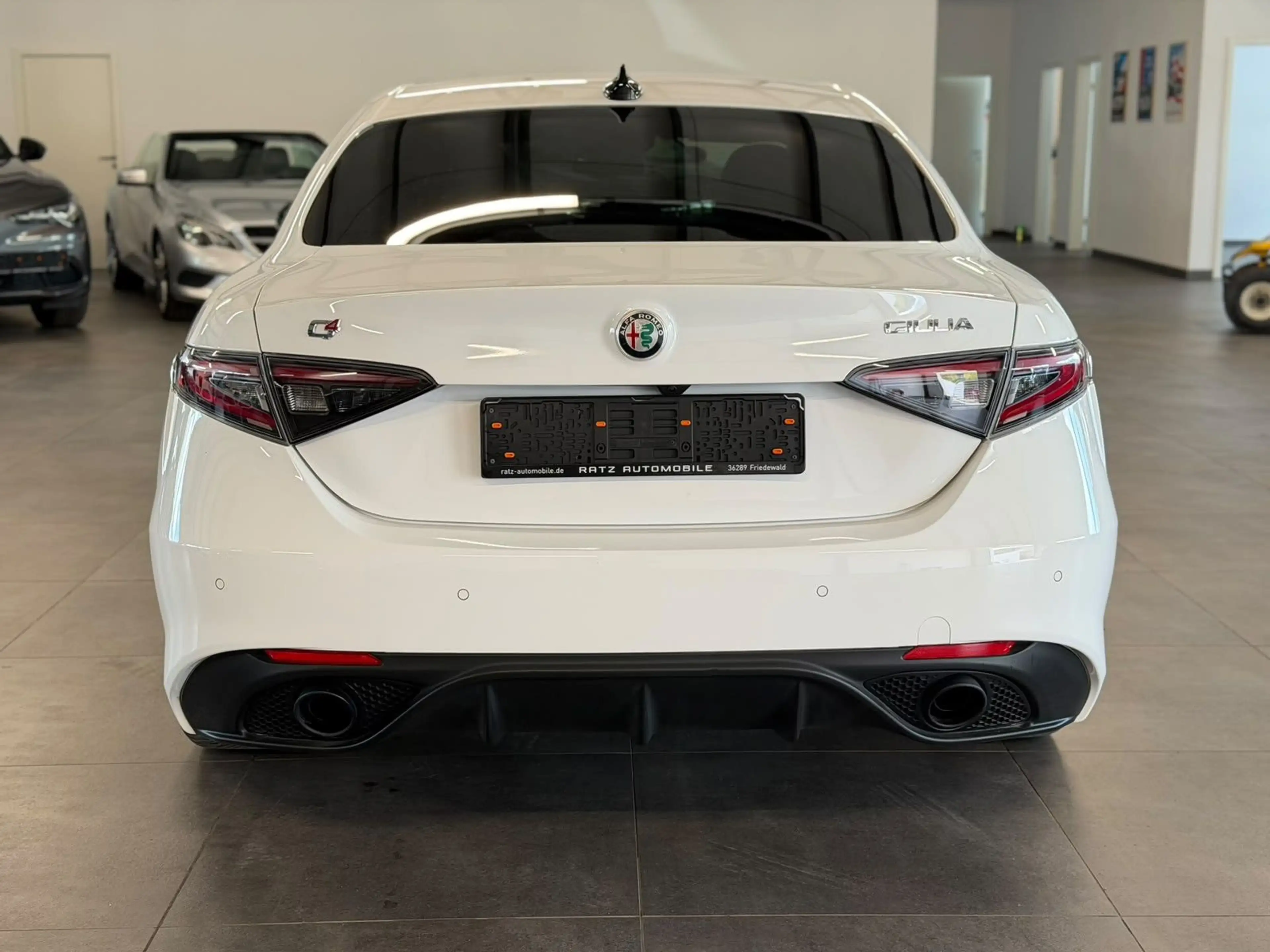 Alfa Romeo Giulia Veloce Q4 MATRIX+ACC+KAM+LEDER+SHZ+TOT.W+ — photo 6