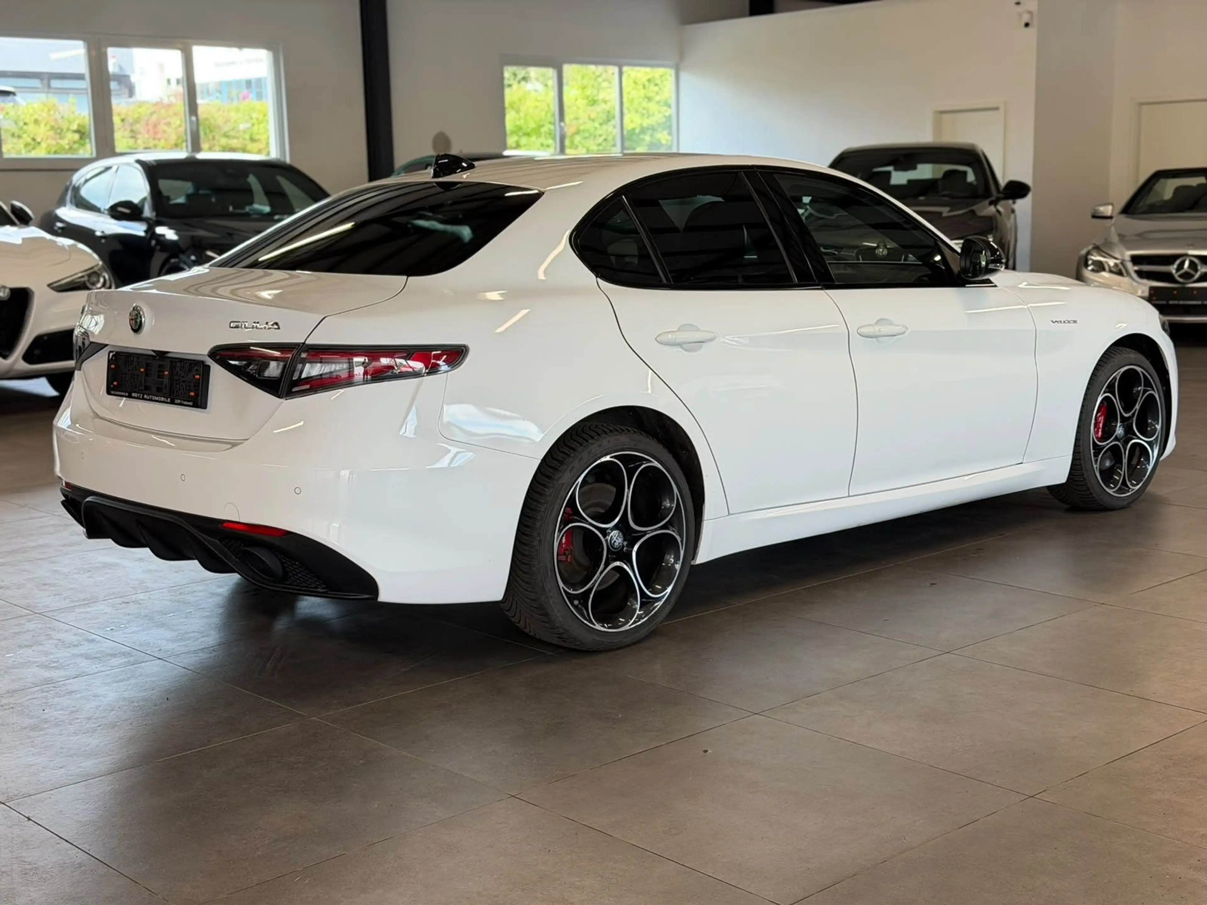 Alfa Romeo Giulia Veloce Q4 MATRIX+ACC+KAM+LEDER+SHZ+TOT.W+ — photo 7