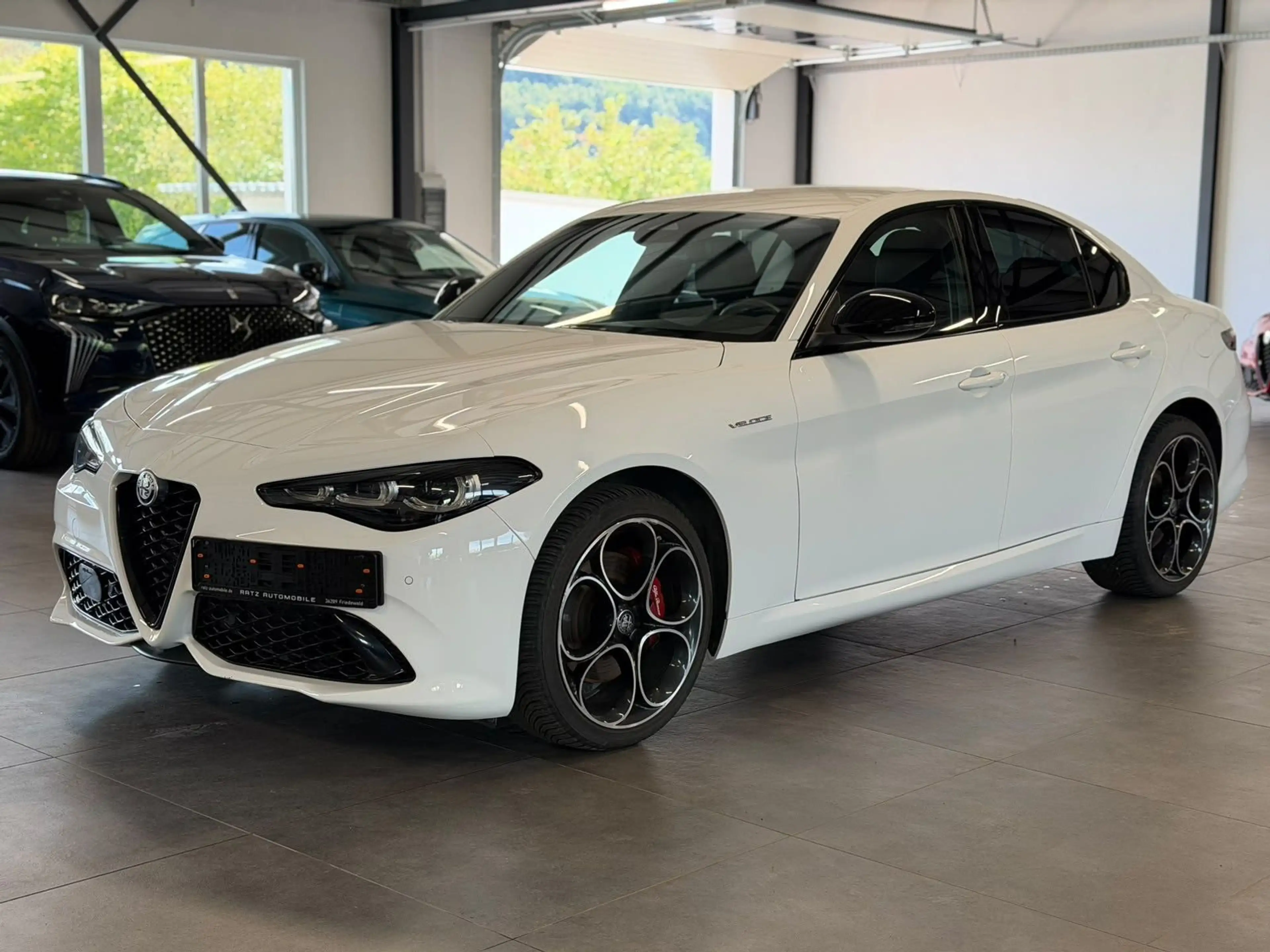 Alfa Romeo Giulia Veloce Q4 MATRIX+ACC+KAM+LEDER+SHZ+TOT.W+ — photo 3