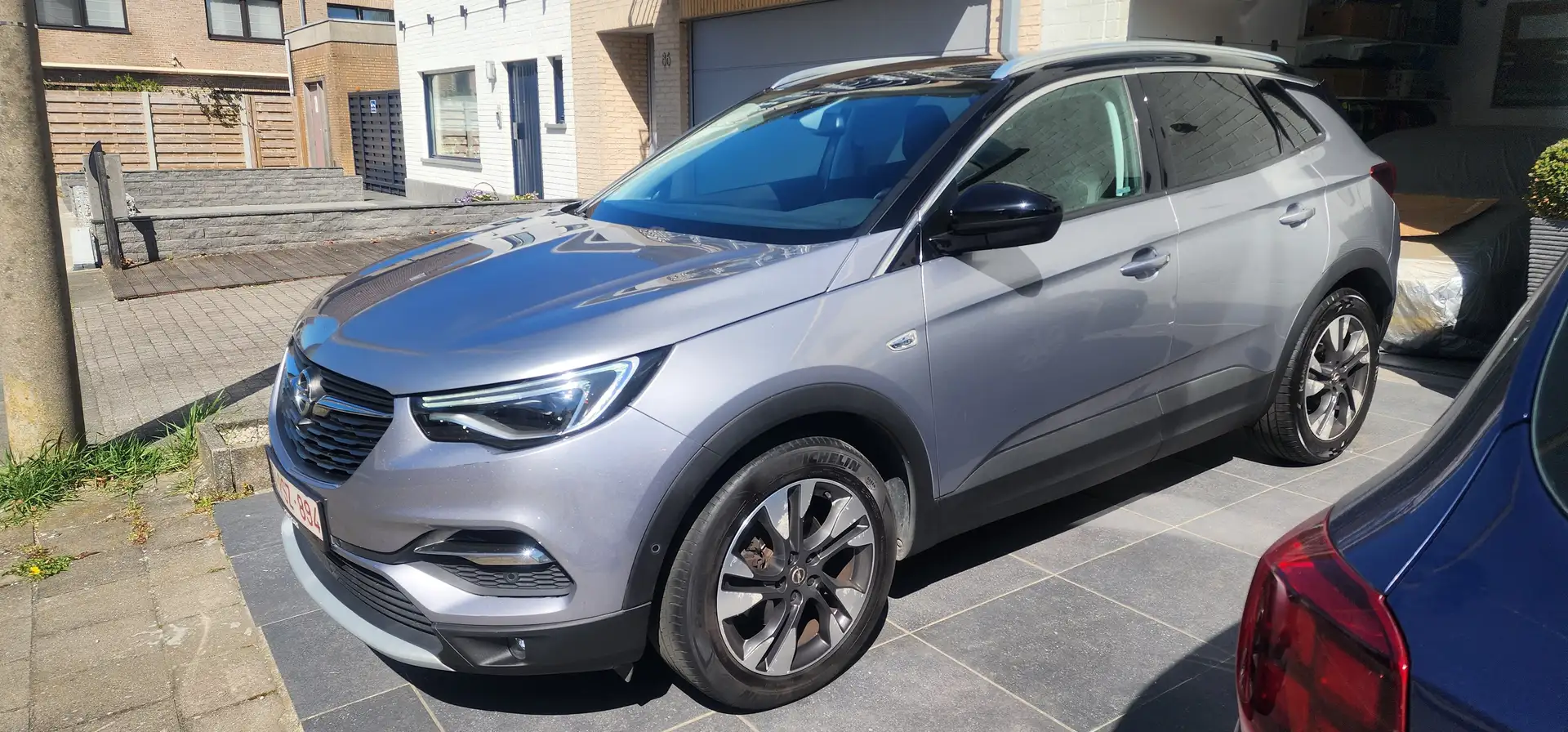 Opel Grandland X Grandland X 1.2 Start/Stop Ultimate Gris - 2