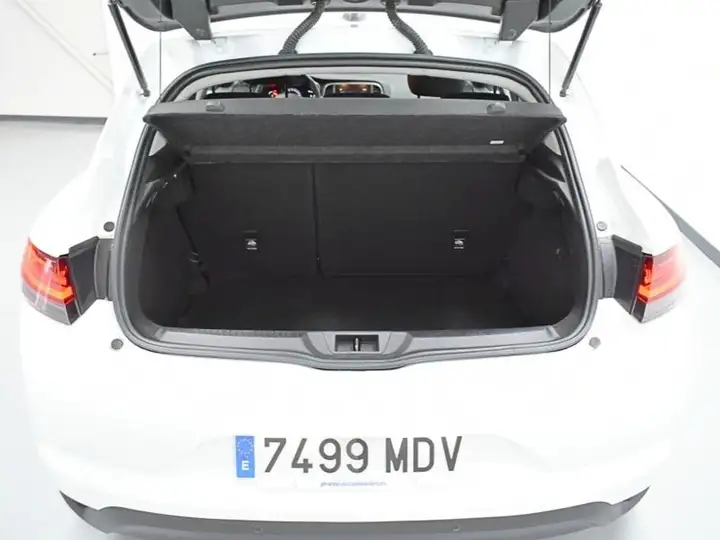 Renault Mégane 2023, foto 31