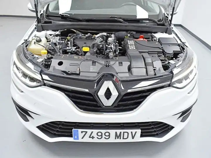 Renault Mégane 2023, foto 42
