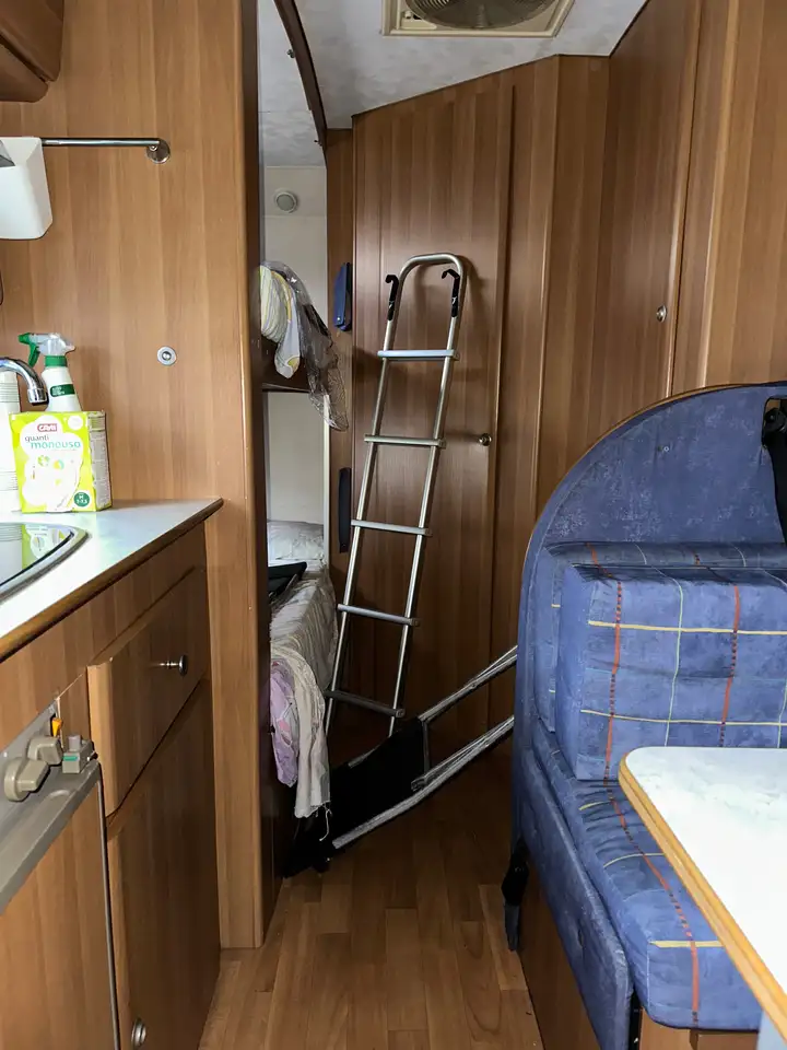Caravans-Wohnm Autoroller Roller Team Mansardato Anno 2001, foto 7