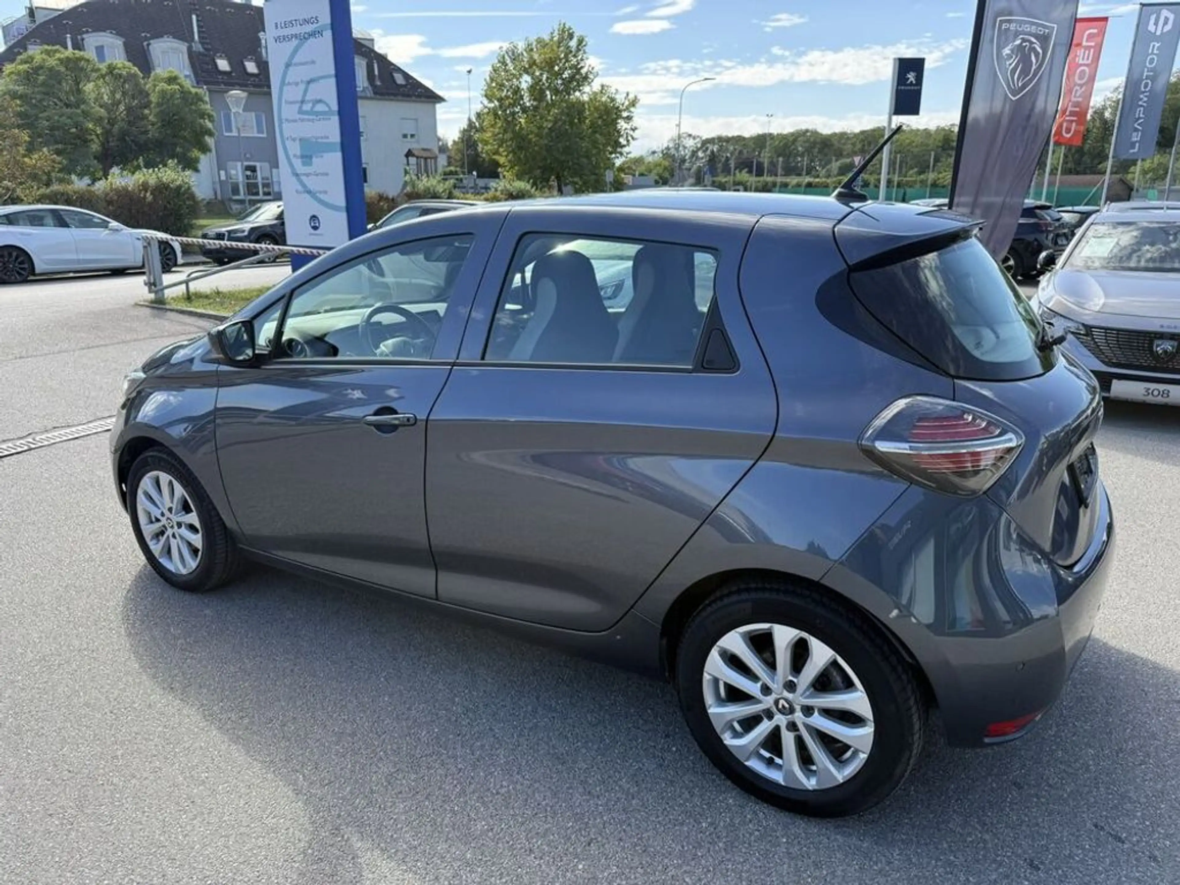 Renault ZOE ZEN Complete R110 Z.E.50 (52kWh) Zen — photo 3