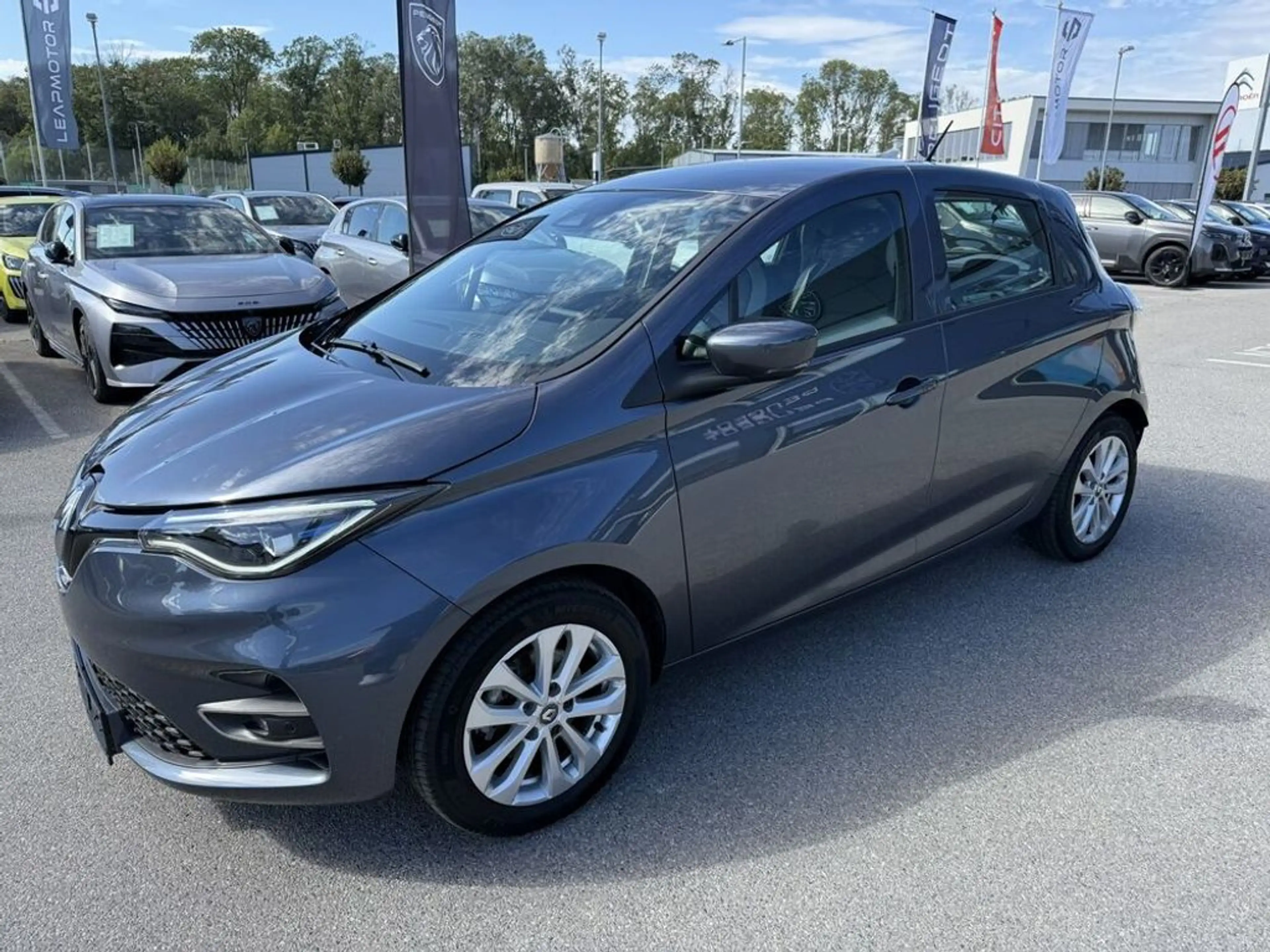 Renault ZOE ZEN Complete R110 Z.E.50 (52kWh) Zen — photo 2