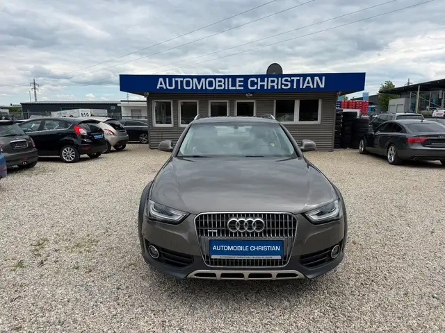 Audi A4 allroad quattro 2.0 TDI clean diesel Xenon