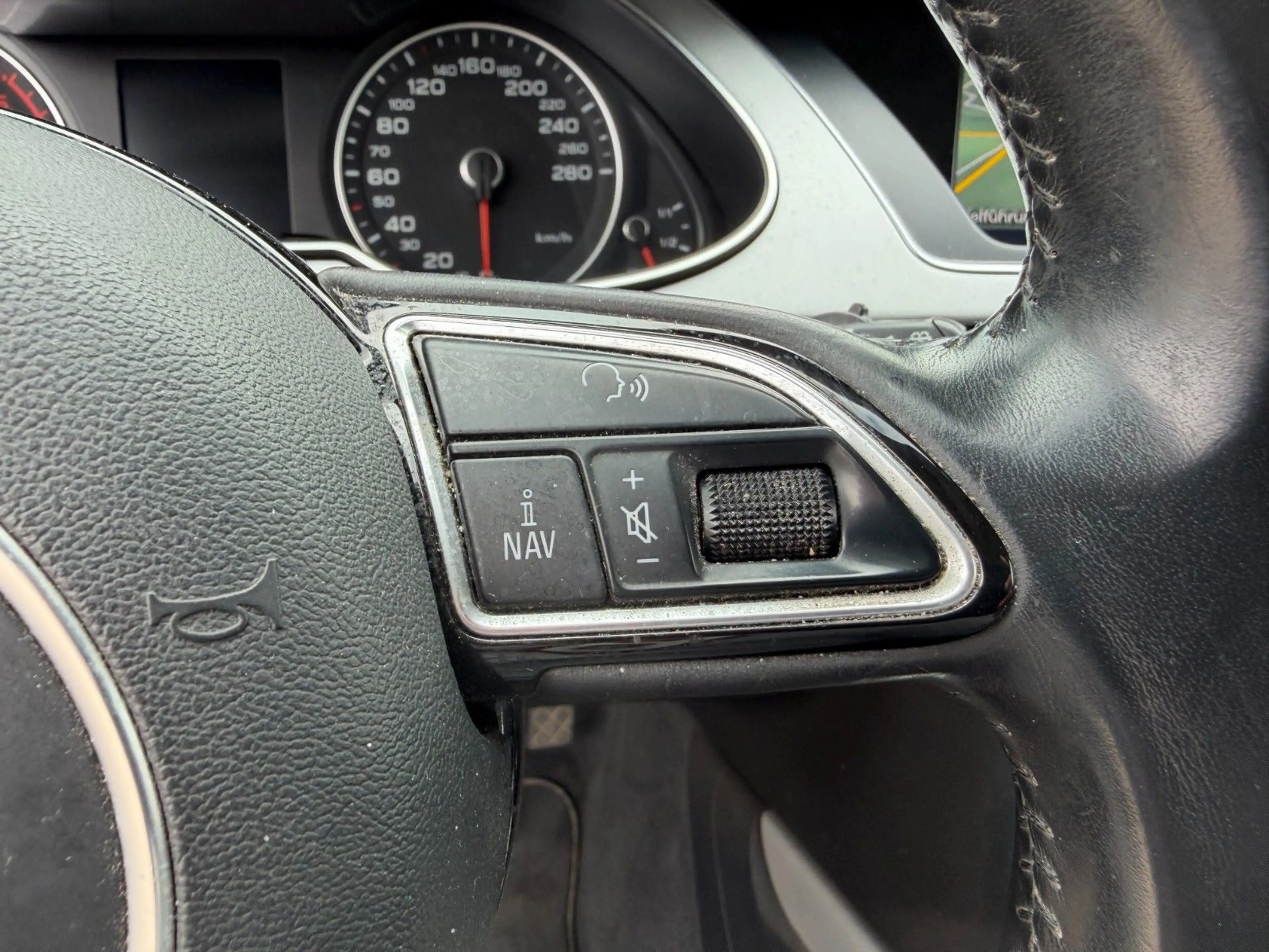 Audi A4 allroad quattro 2.0 TDI clean diesel Xenon — photo 24