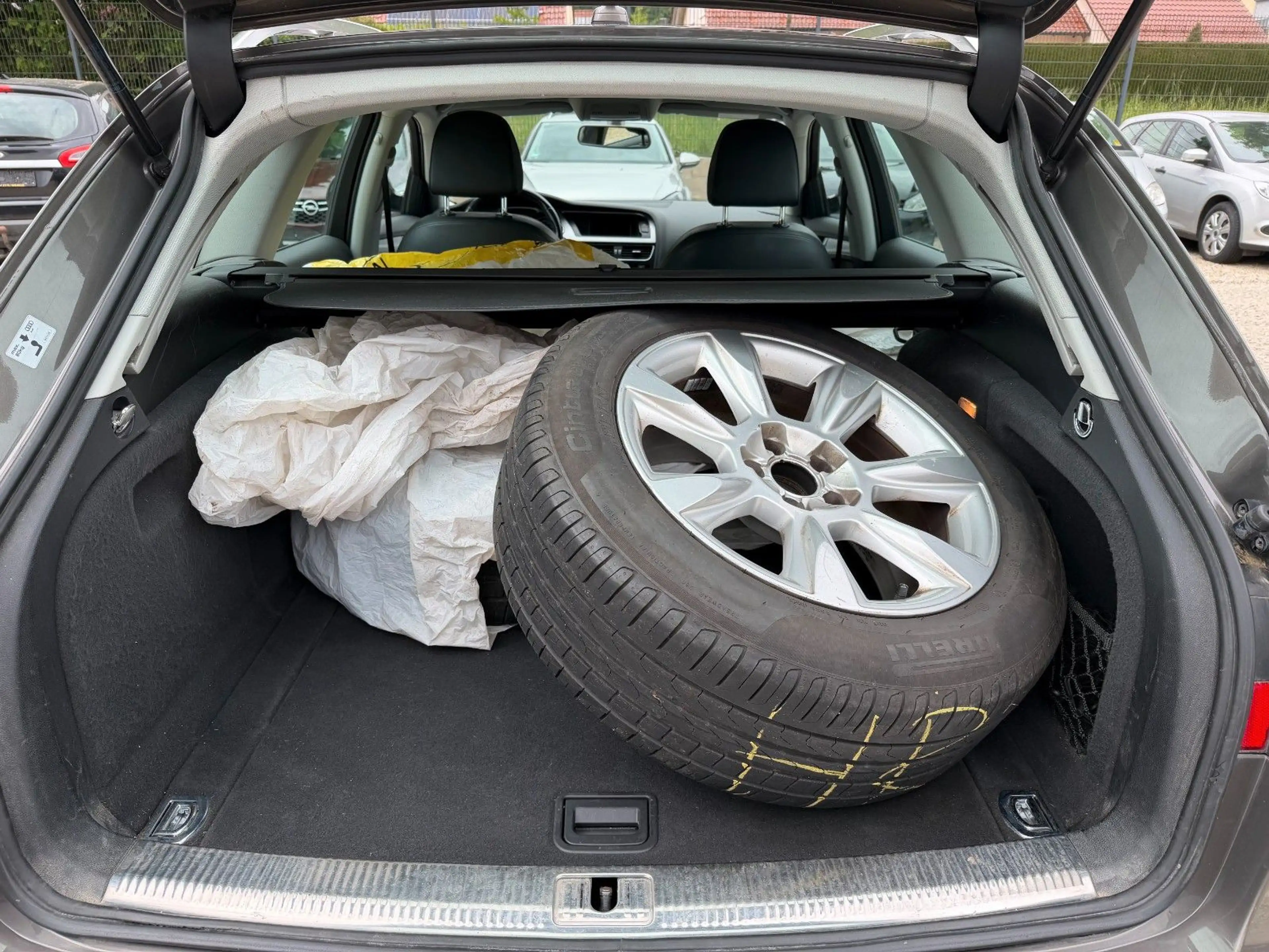 Audi A4 allroad quattro 2.0 TDI clean diesel Xenon — photo 17
